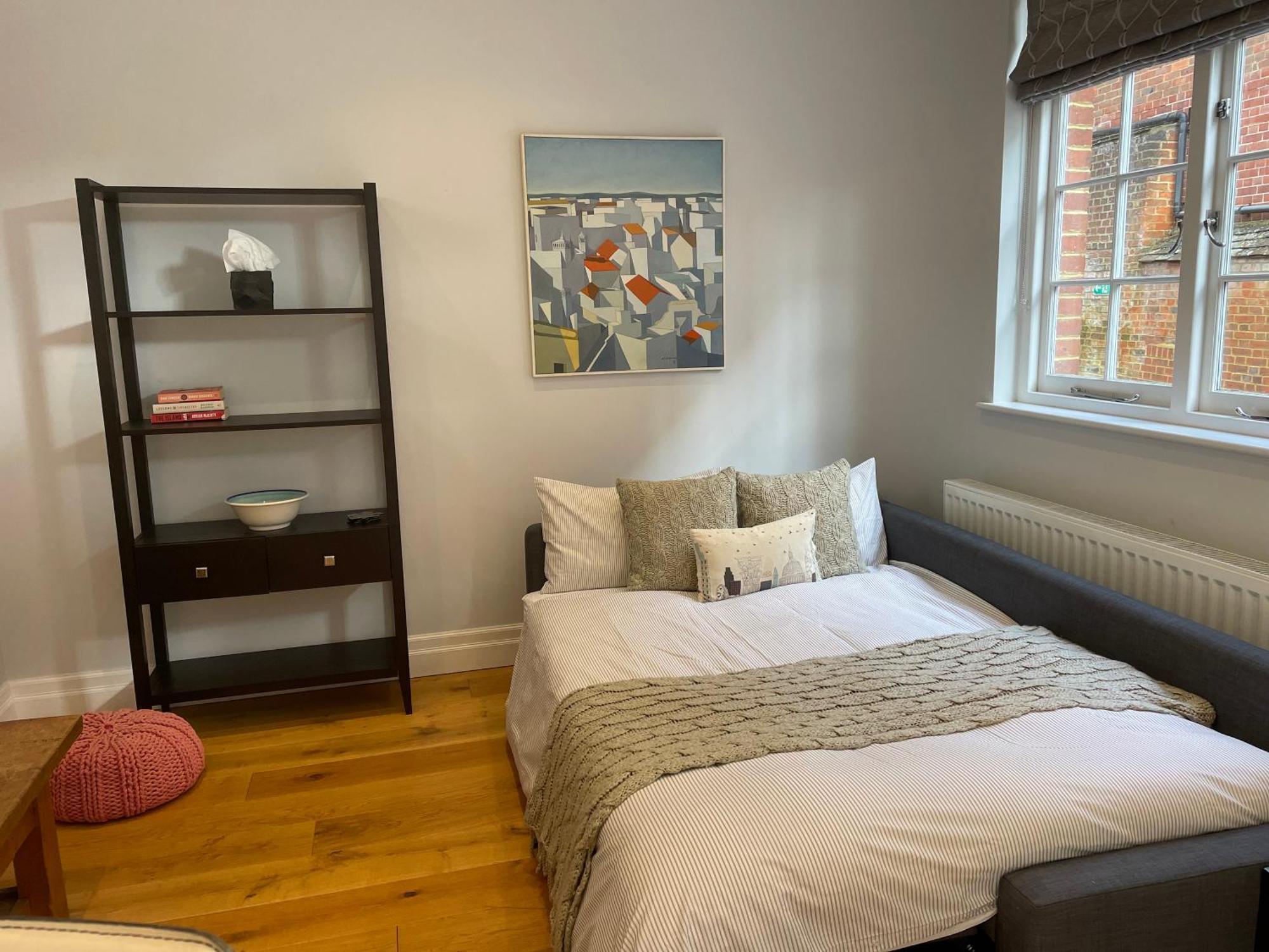 Charming & Cosy Town Centre Home With Parking Guildford Exteriör bild